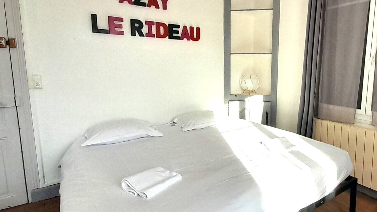 Touraine Vallee de l'Indre Apartment | Chez Benjamin -> Studio facing Château d'Azay