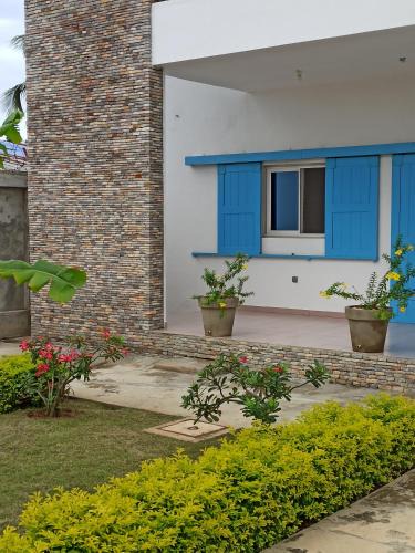 Abomey-Calavi Apartment | Chez Fèmi, route des pêches