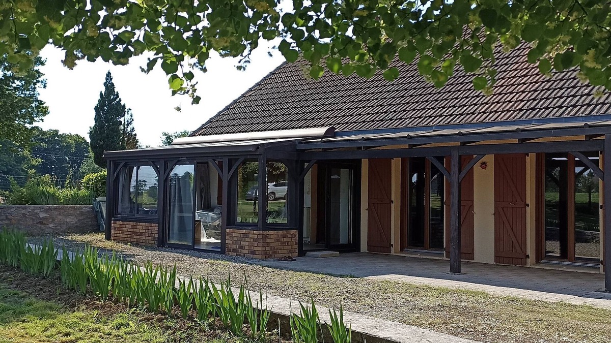 Oussieres House | Chez le Jean