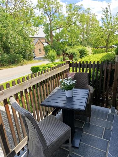 Libramont-Chevigny House | Chez les Petits
