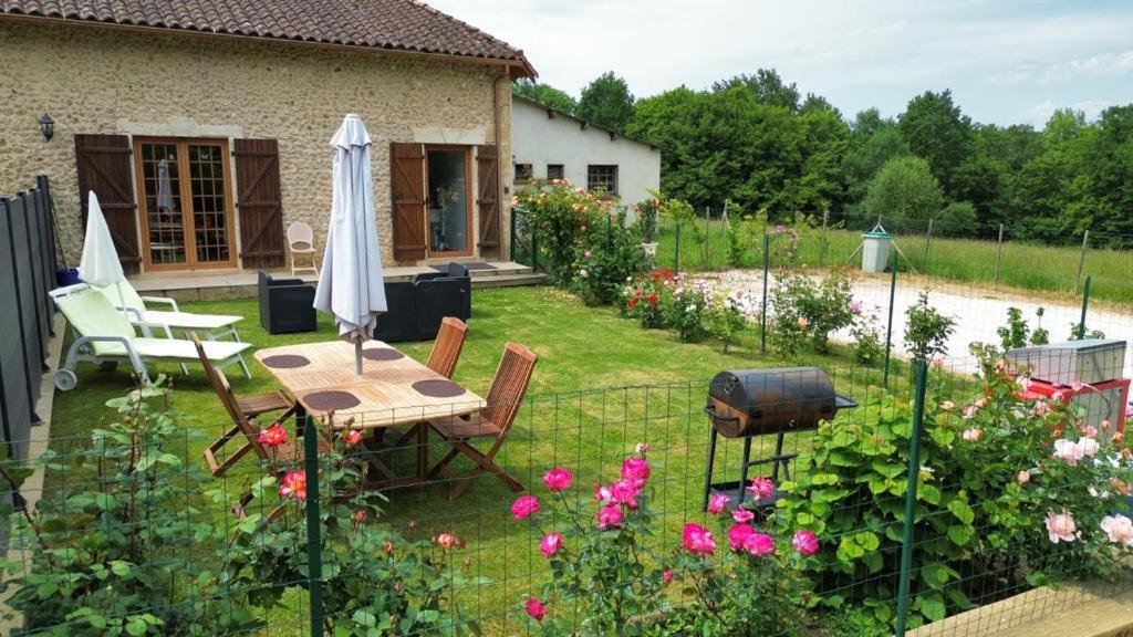 Eglise-Neuve-de-Vergt Apartment | Chez Lucia a 15min de Perigueux à 6km autoroute A89