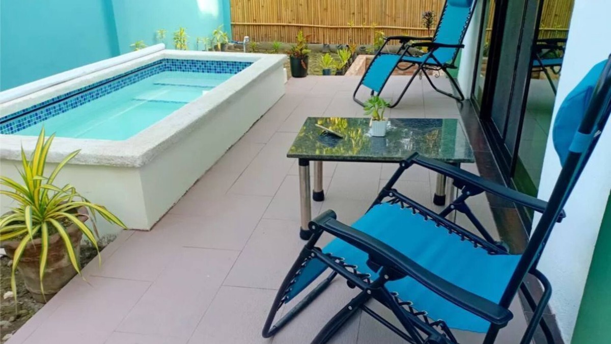 Valencia House | Chez Mélanie 2 - Cozy, spacious Bungalow at Mt. Talinis Valencia Dumaguete