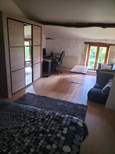 Saint-Martin-De-Lerm House | Chez Marie