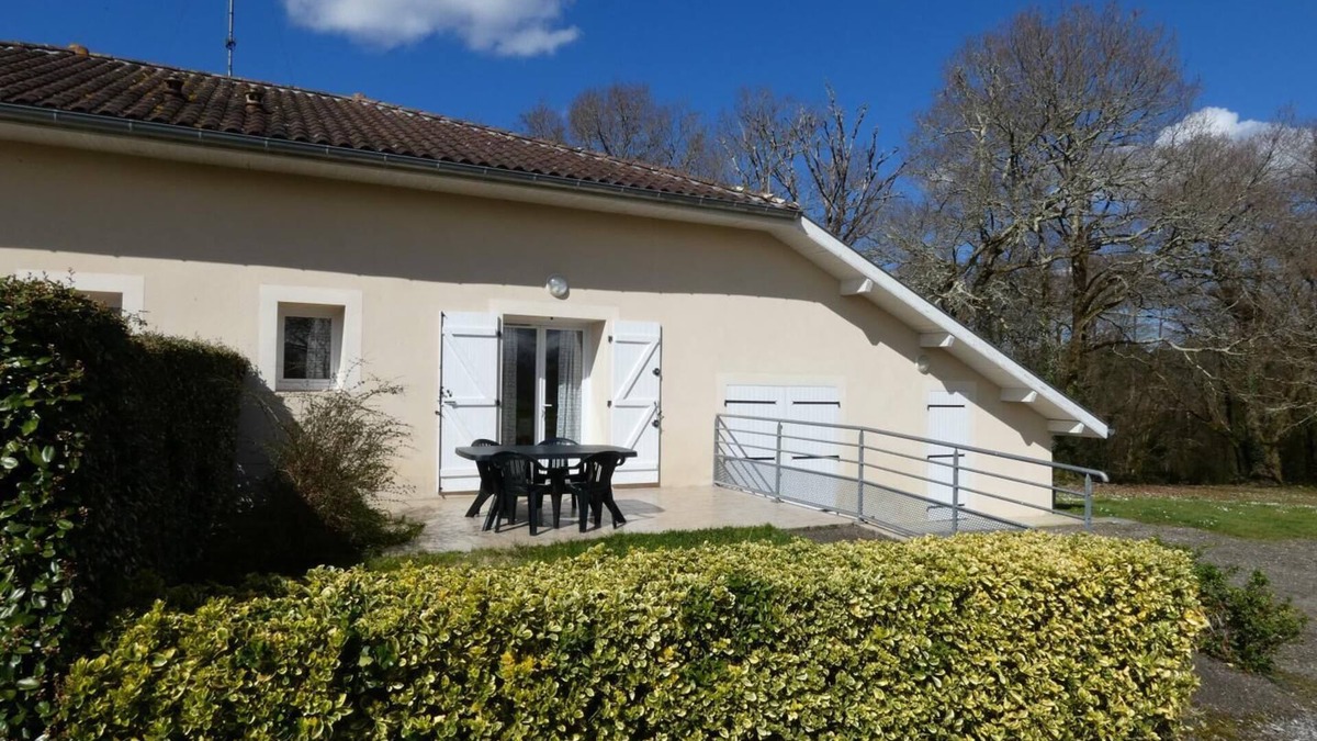 Angoume House | Chez Michel 2 - Angoume