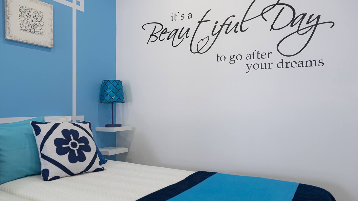 Lagos City Center House | Chez New Best Charm & Design. Your Seaside Dream!