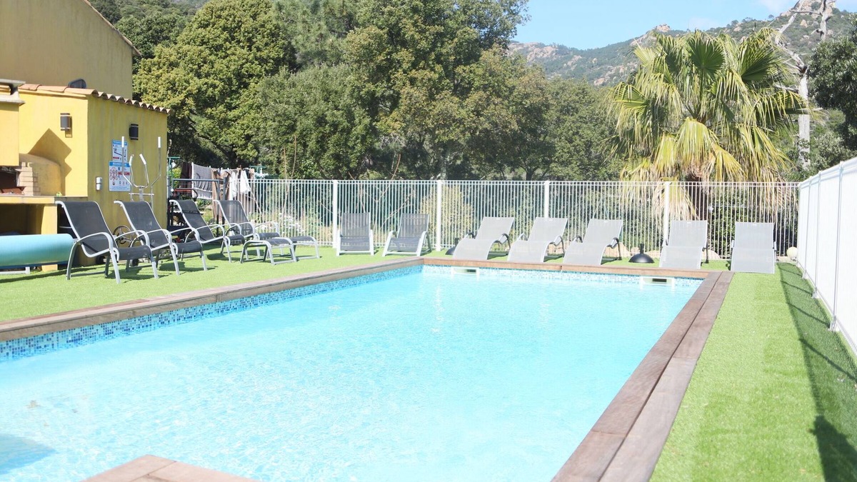 San-Gavino-di-Carbini Condo | Chez Pierre at Gialla villa near Porto-Vecchio