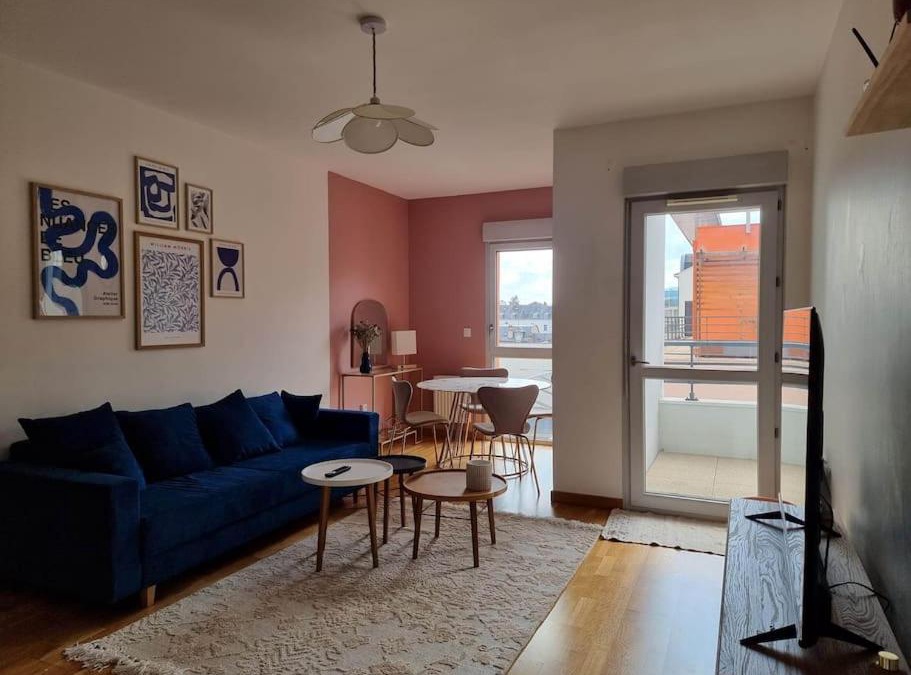 Chateaudun-Bannier Apartment | Chez Sara et Joan : T2 hypercentre, cosy proximité gare