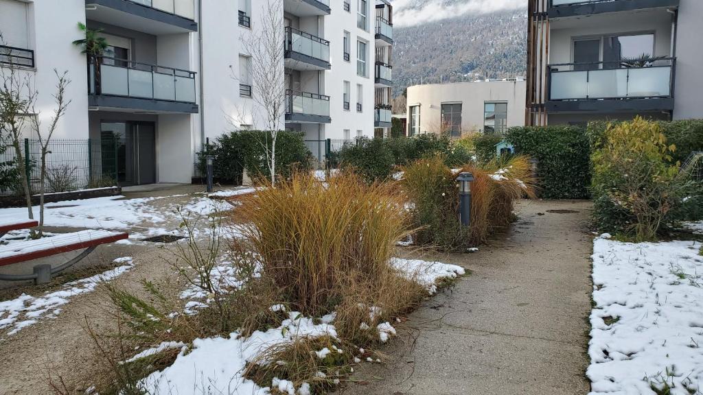 Gex Apartment | Chez'toi Gex, proche de Genève & stations de Skis