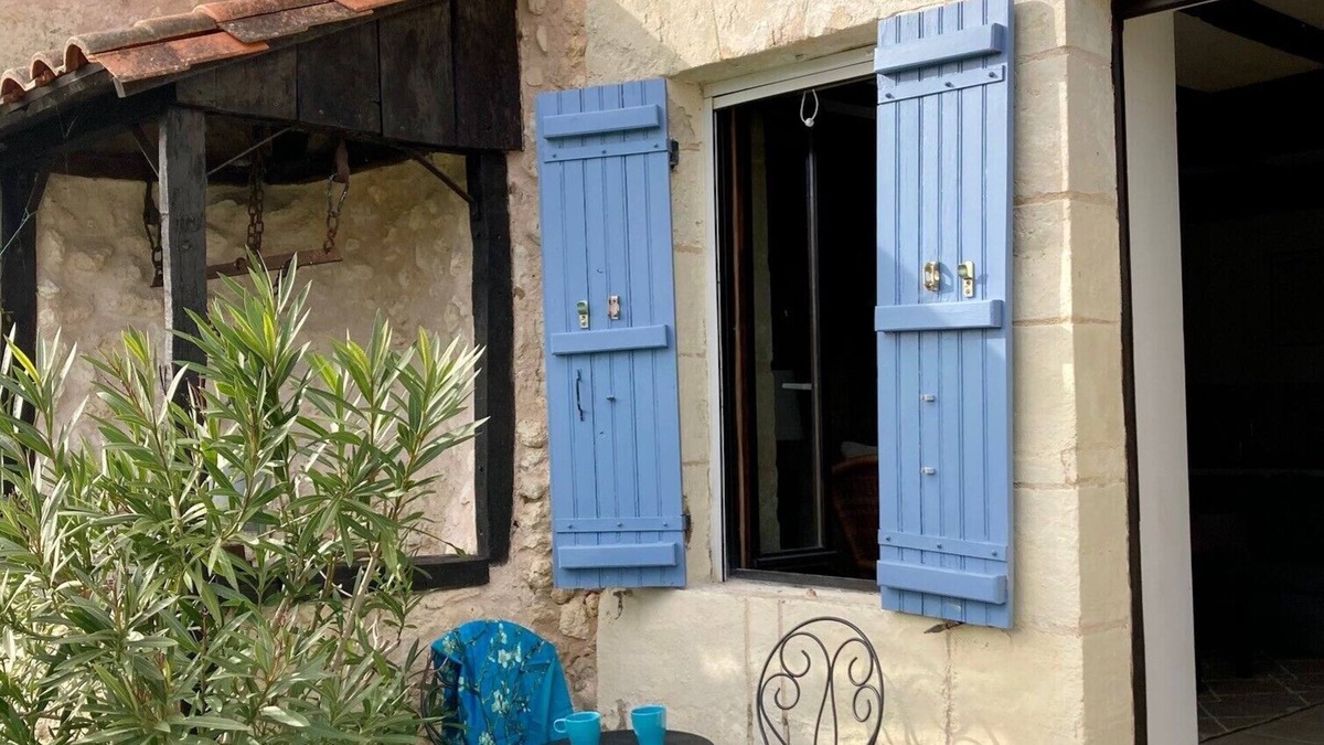 Festalemps Apartment | ChezBellaRose, Vincent Van Gogh gite