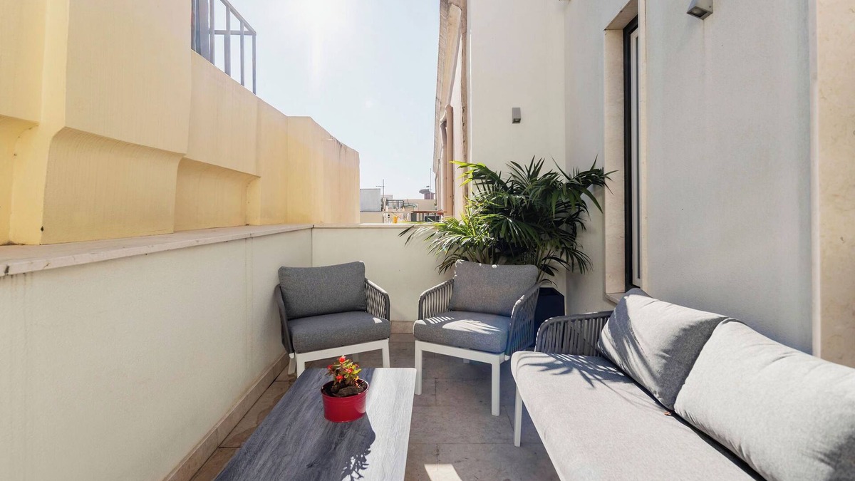 Martires Apartment | Chiado Square - Lisbon Best Apartments