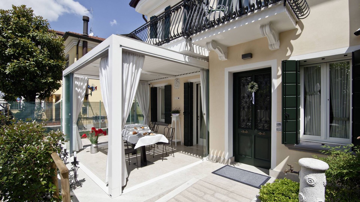 Mestre House | Chiara Lodge