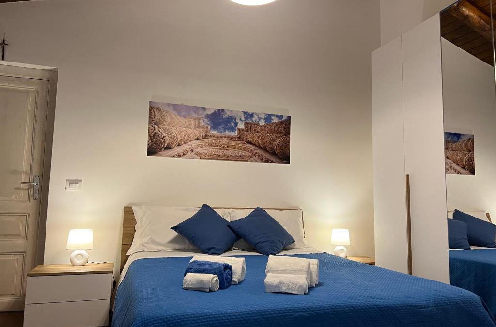 Palazzolo Acreide Historic Centre Apartment | Chiarilu'