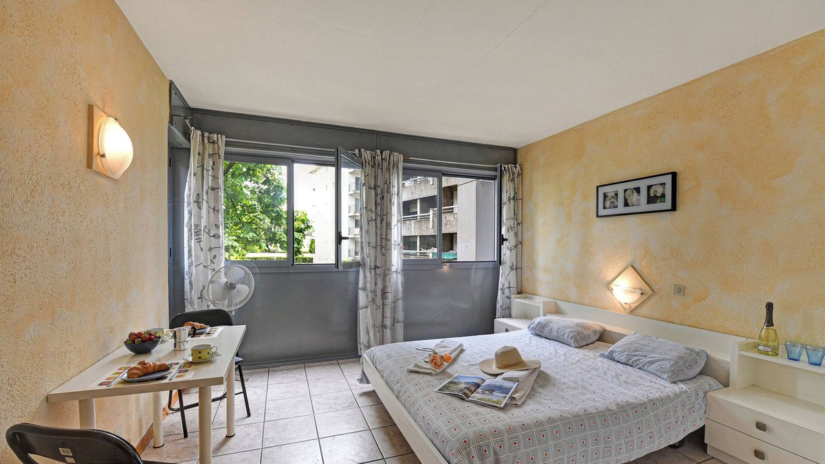 Pedrinate Apartment | Chiasso Apartments 101, Chiasso, Switzerland