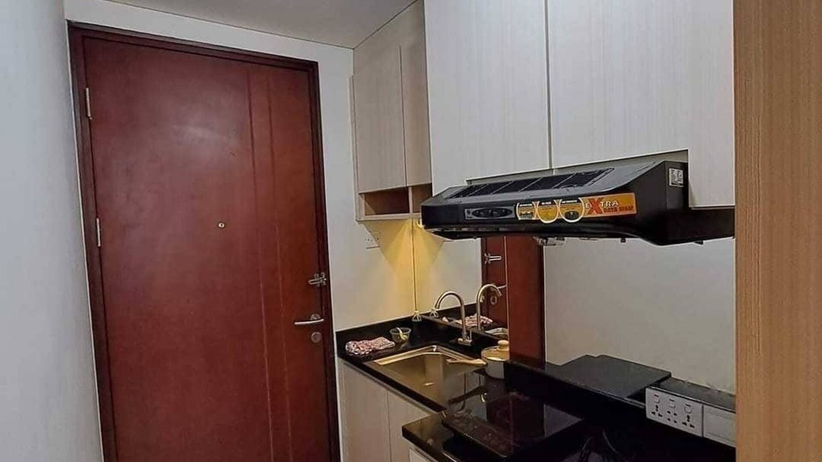 Batam Apartment | Chic 1-bedroom apartment in terrific Kepulauan Riau with AC, WiFi.