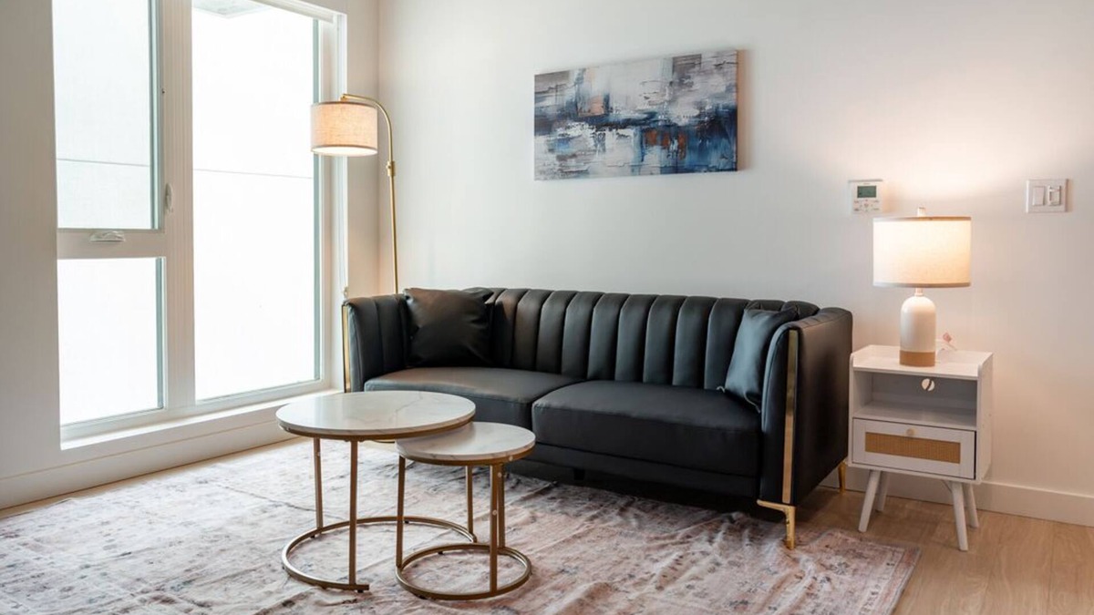 Downtown San Francisco Apartment | Chic 1-bedroom apartment with AC, fitness room in fabulous San Francisco