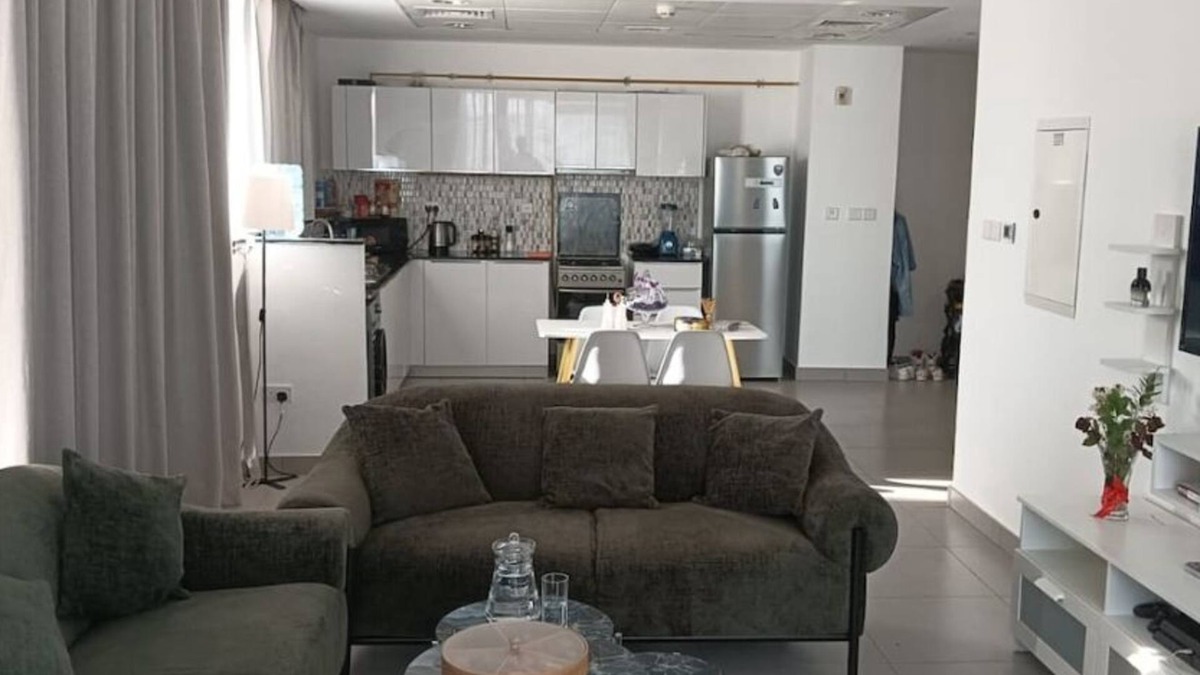Abu Dhabi Apartment | Chic 1-bedroom apartment with fitness room and AC in brilliant Abu Dhabi