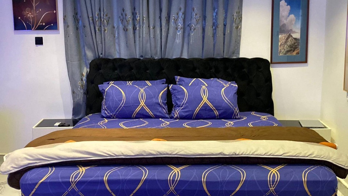 Kokrobite Apartment | Chic 1-bedroom apartment in fabulous Kokrobite with AC