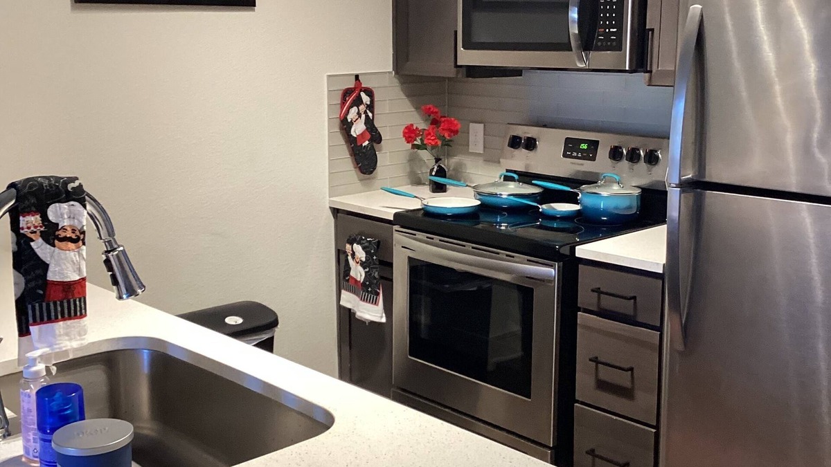 George Bush Park/Eldridge Apartment | Chic 1-bedroom apartment with WiFi, AC in phenomenal Richmond