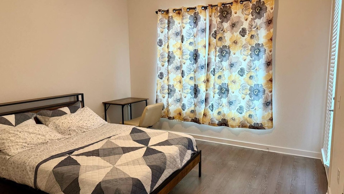 Leander Apartment | Chic 1-bedroom apartment with WiFi, fitness room in charming Leander