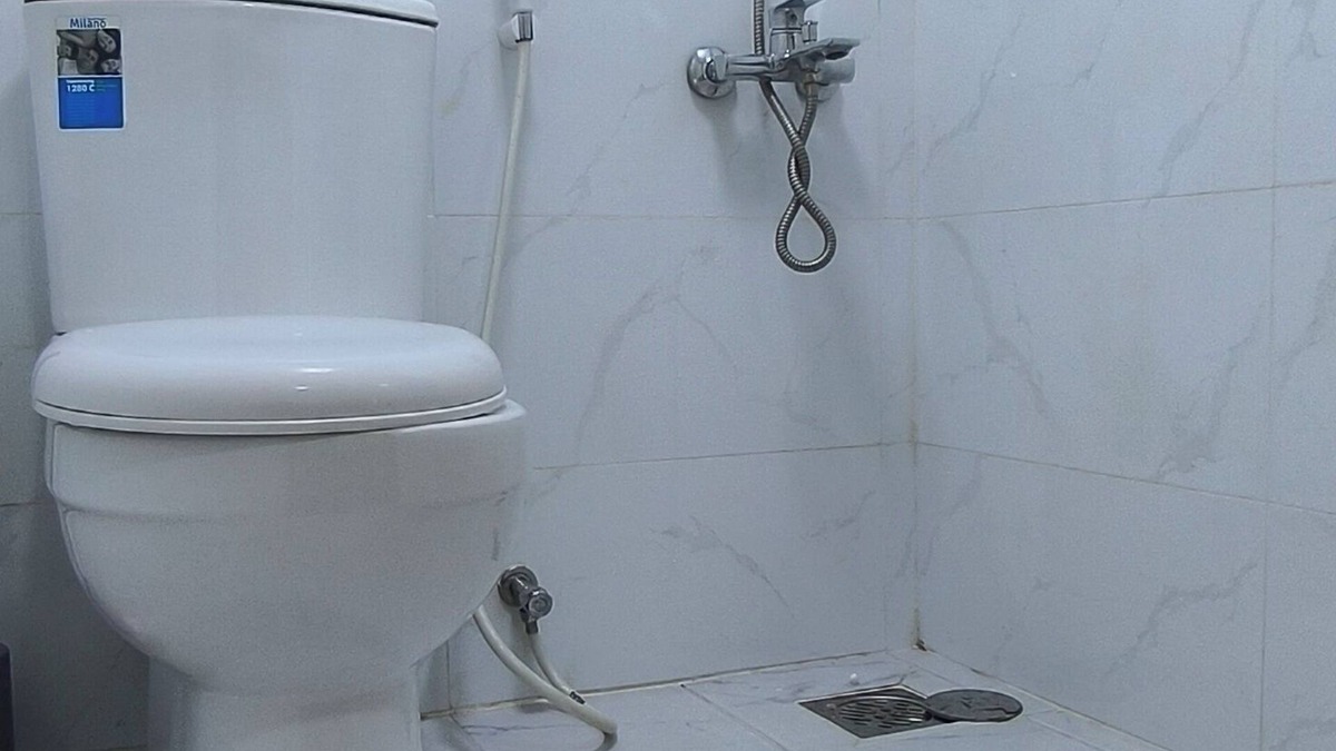Qudaibiya House | Chic 1-bedroom apartment in cool Manama with WiFi, AC