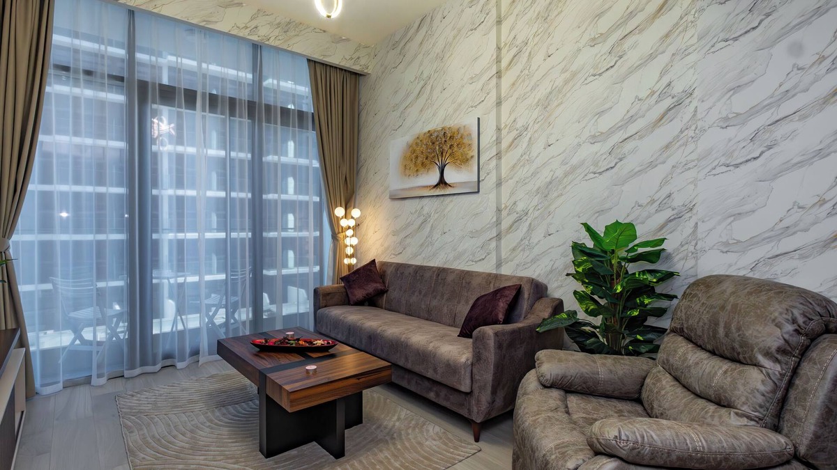 Nad Al Sheba House | Chic 1-bedroom with fitness Swiming pool , WiFi in awesome Dubai