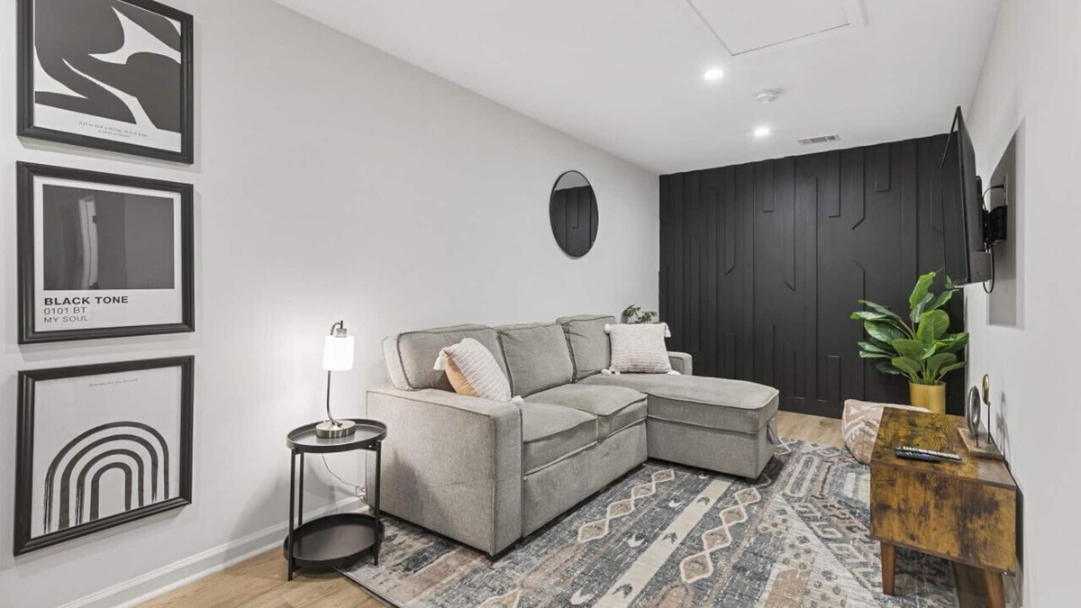 Austell Apartment | Chic 1BR Oasis: Ideal Retreat near Six Flags