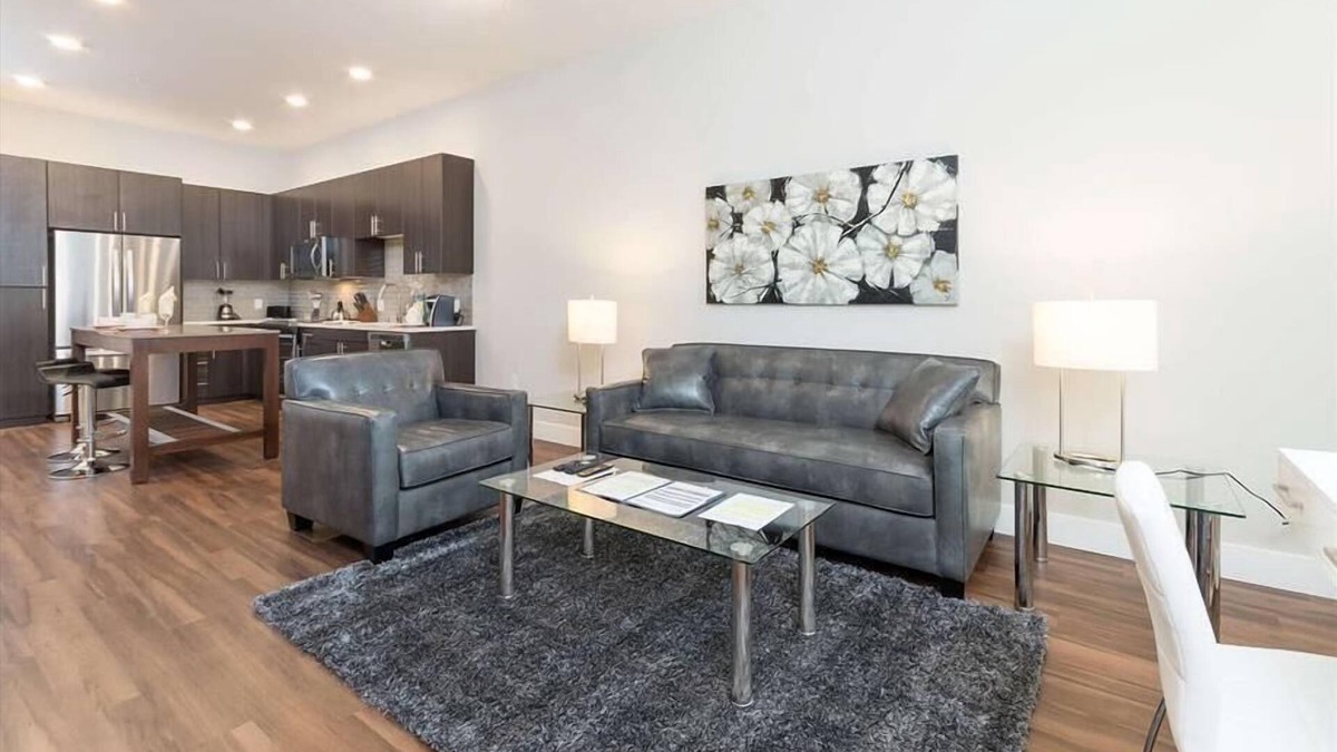 Shoreline West Apartment | Chic 1BR | Rooftop Terrace | Pool | Mountain View