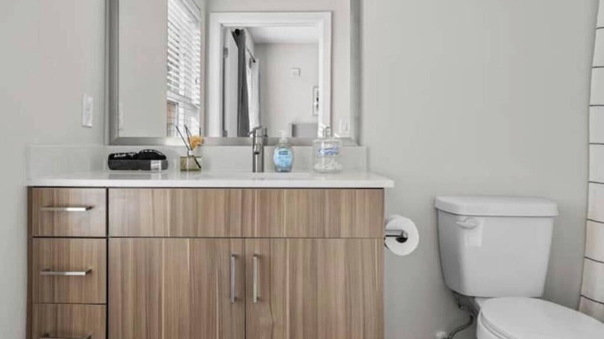 The Gulch Apartment | Chic 1BR Steps from The Gulch & Broadway