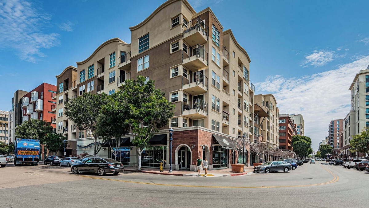 Pacific Terrace Condo | Chic 2-bedroom condo in brilliant San Diego with WiFi, fitness room