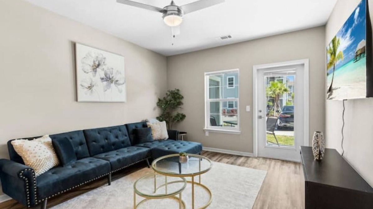 Melbourne Condo | Chic 2BR/2BA Condo: Pool & More!