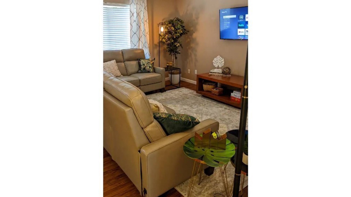 Southeast Salem House | Chic 3/2 Private Firepit and Bunkroom Near Dwntn