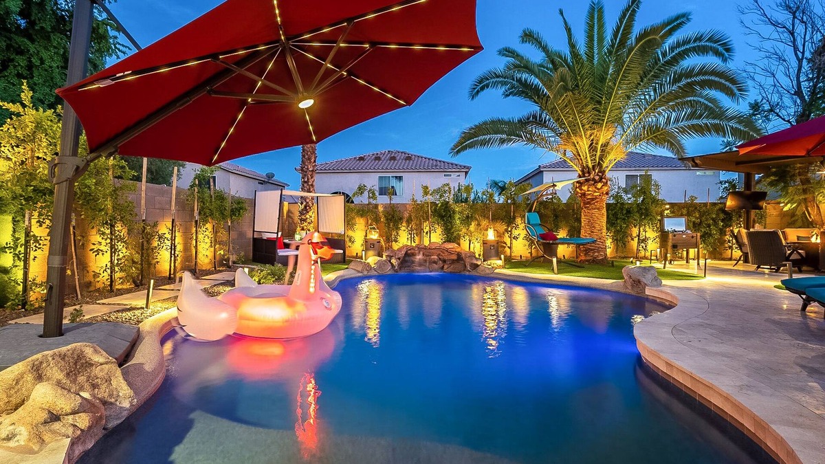 Westgreen Estates House | Chic 7BR/4Bath w/200k backyard, Heated Pool/Game room minutes to StateFarm Arena