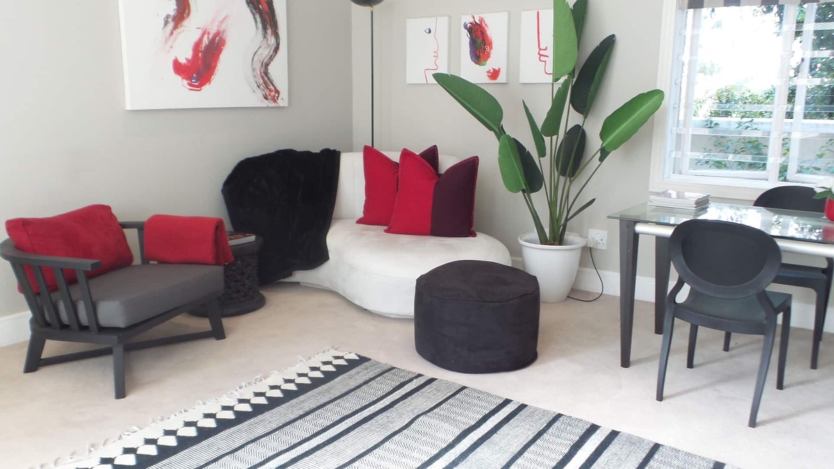 Greater Johannesburg Metropolitan Area House | Chic Afro-Mod 2 room suite