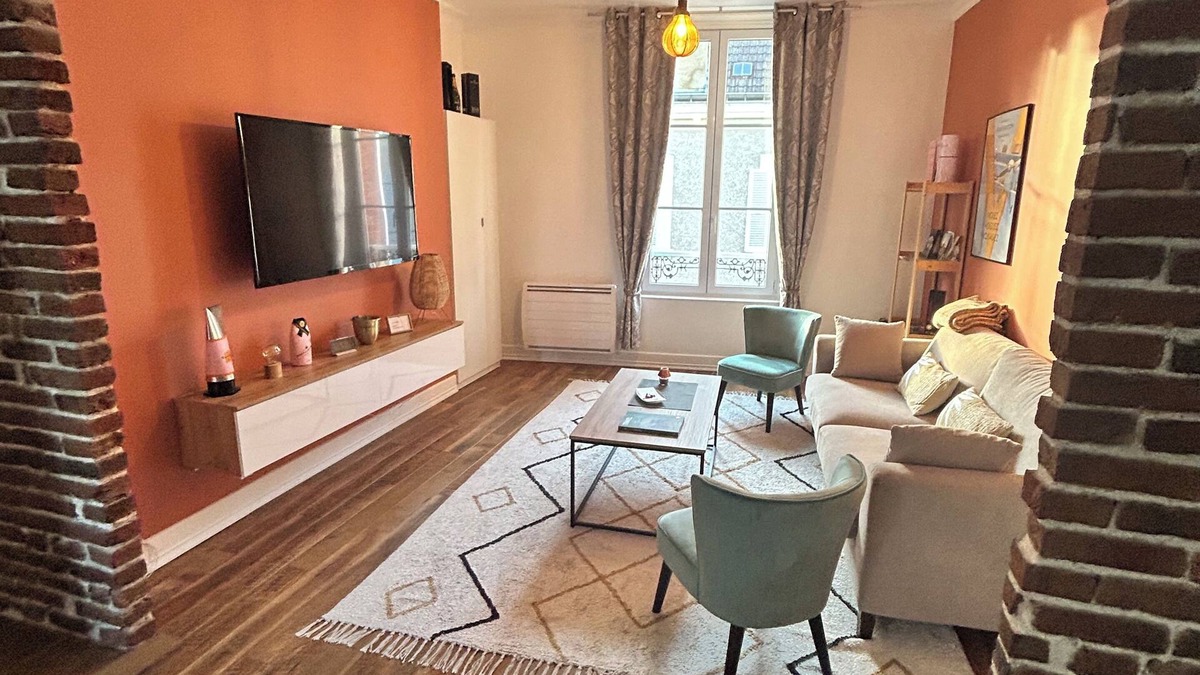 Epernay Apartment | Chic and cosy apartment, spacious, quiet and bright