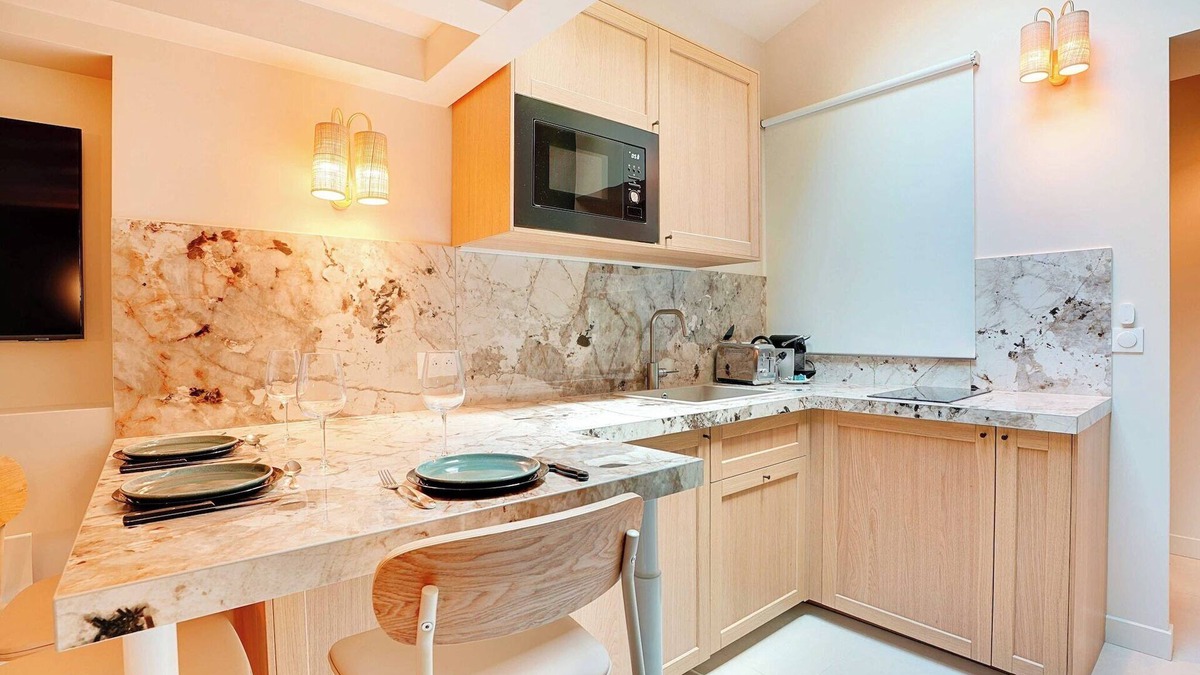 Saint-Vincent-de-Paul Apartment | Chic and Cosy Apartment-Canal Saint Martin