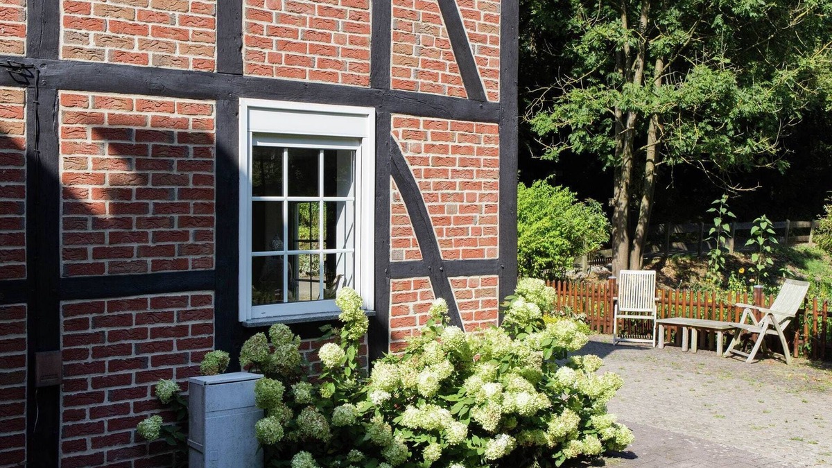 Zersen House | Chic apartment in Hessisch Oldendorf