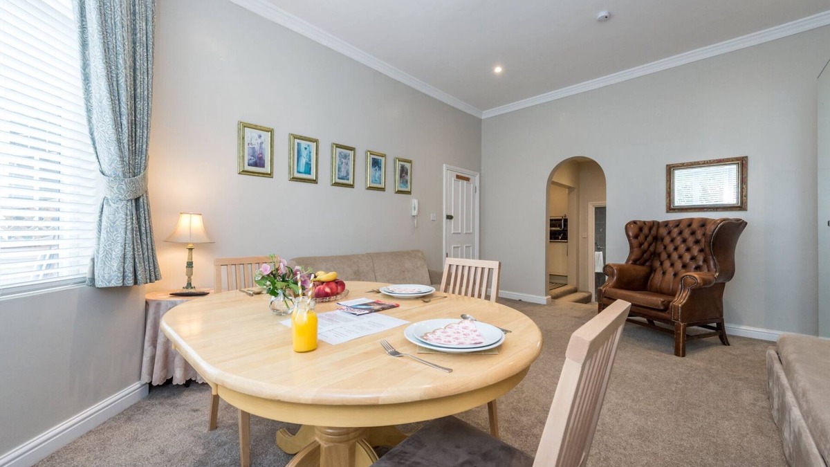 Brondesbury Park Apartment | Chic Apartment-12 minutes to Central London(Oxford st)by tube!