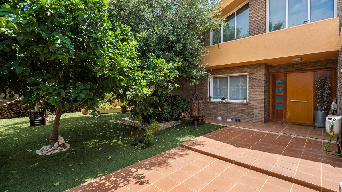 Gandia Apartment | Chic apartment with AC and WiFi in awesome Gandia