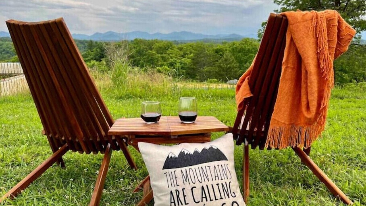 Alexander House | Chic Barndo Chalet Above French Broad River- Pano Mountain Views on 13 Acresn