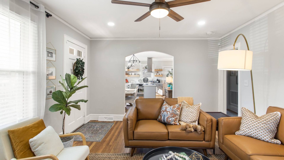 Sans Souci House | CHIC✨️|Bikes|ParkPass|Lake|PizzaOven|SnoCone|BlackStone|YouTubeTV
