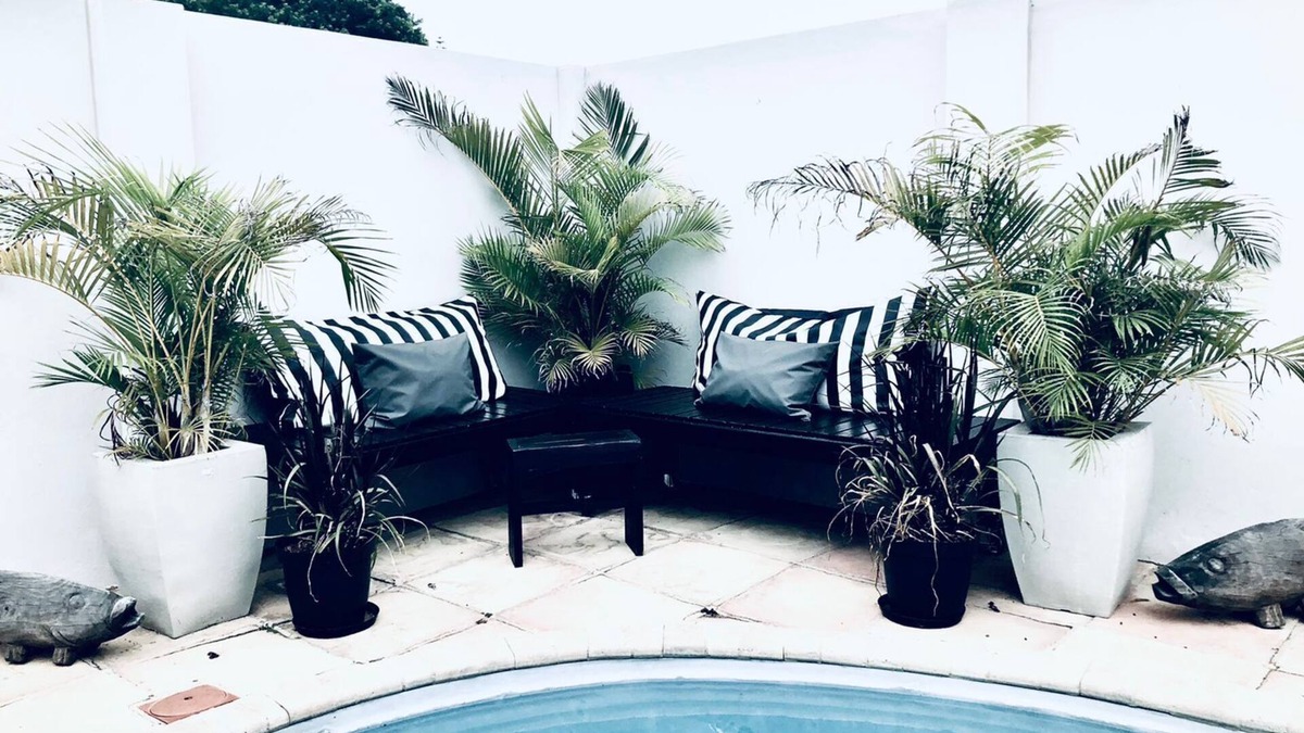 Mossel Bay Villa | Chic Central Villa at affordable rate (pet friendly).