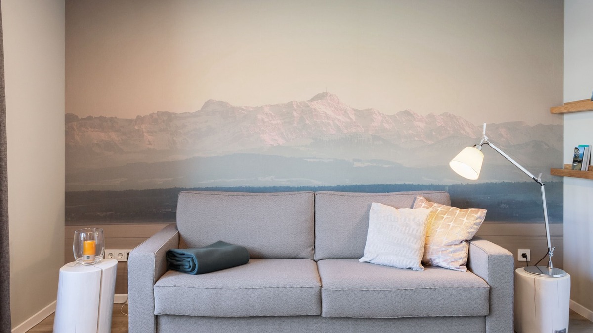 Friedrichshafen Apartment | Chic city apartment - city location - close to the lake + single garage