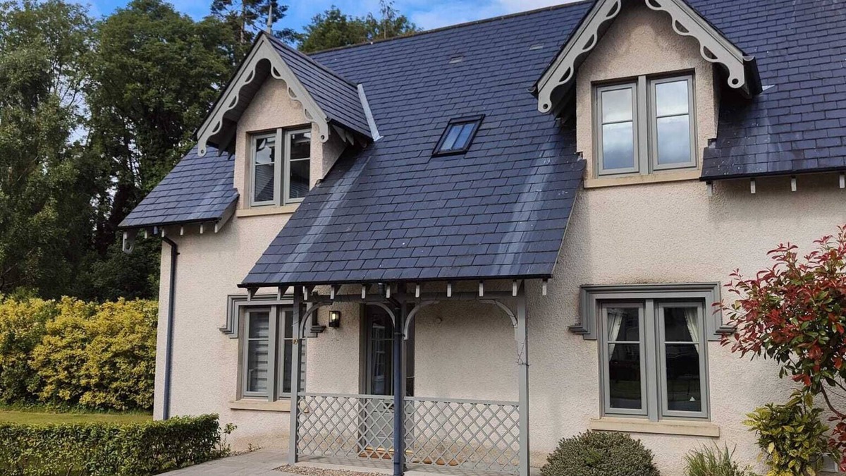 Enniskillen House | Chic, Classy & Cosy - Lough Erne Golf Village Resort. Boutiquey Home-from-Home