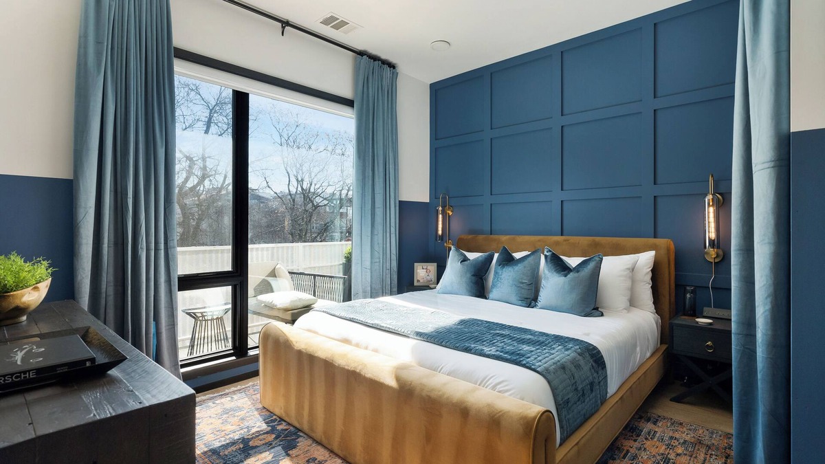 Eighth Avenue Condo | Chic Condo with Pool, Walking distance to Broadway!