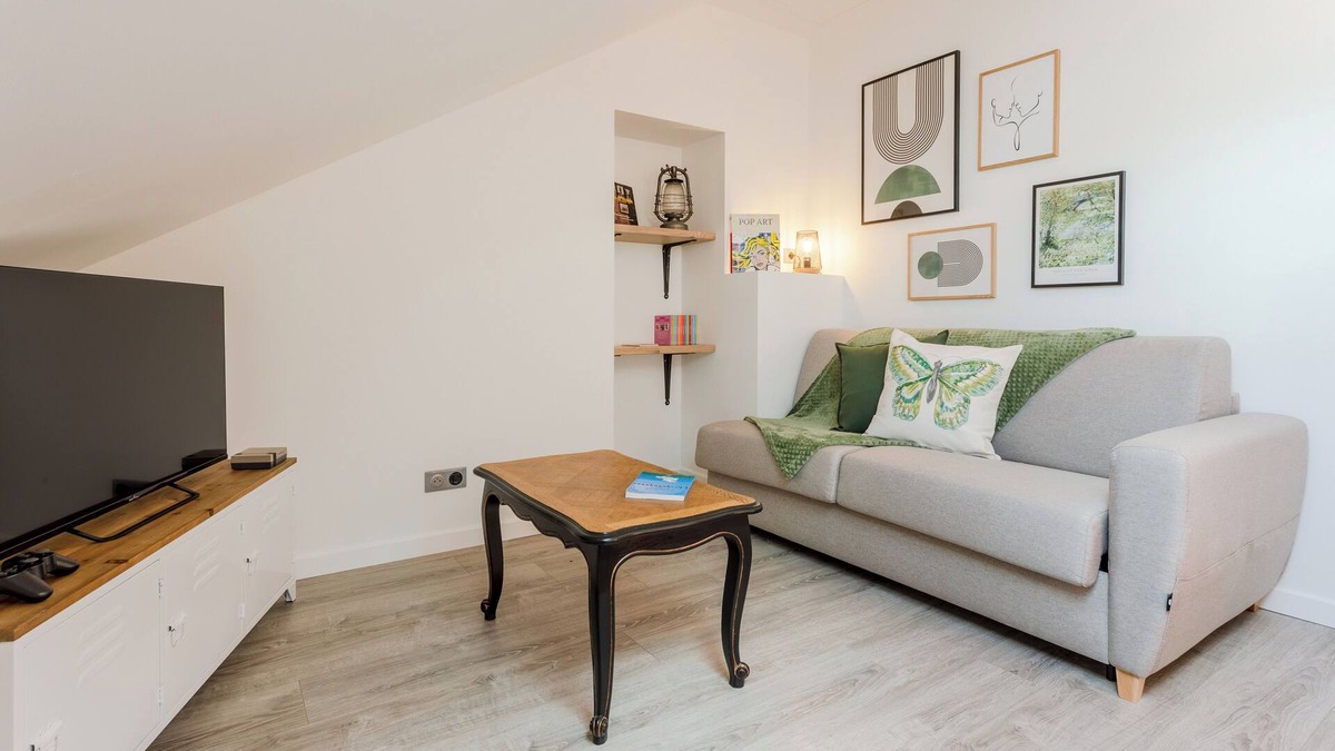 Bieville-Beuville House | 🏡 Chic & Cosy Cottage with Jacuzzi between Caen and the Normandy D-DAY beaches