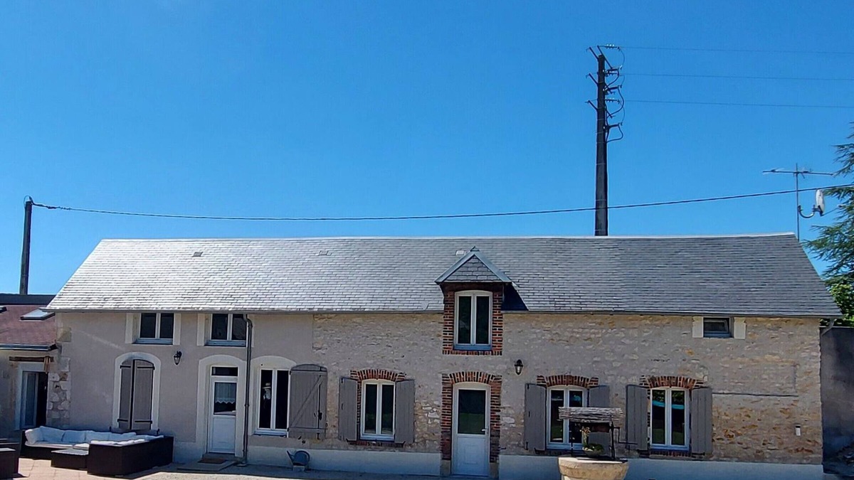 Moulins-sur-Yevre Cottage | Chic cottage near Bourges with pool, AC, WiFi, and parking
