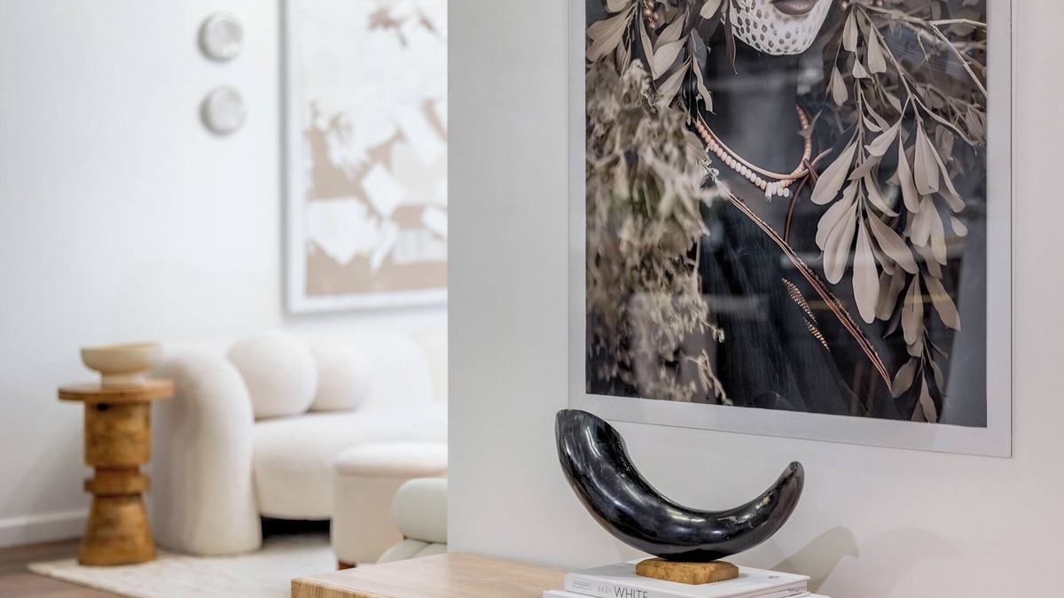 Harlem Apartment | Chic Designer Apt for 6, City Skyline Views, near Times Square!