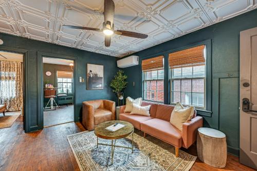 Elizabethtown Apartment | Chic Elizabethtown Apartment Walk to Downtown!