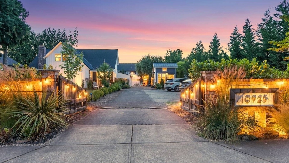 Wilsonville House | Chic Farmhouse + Creative Studio