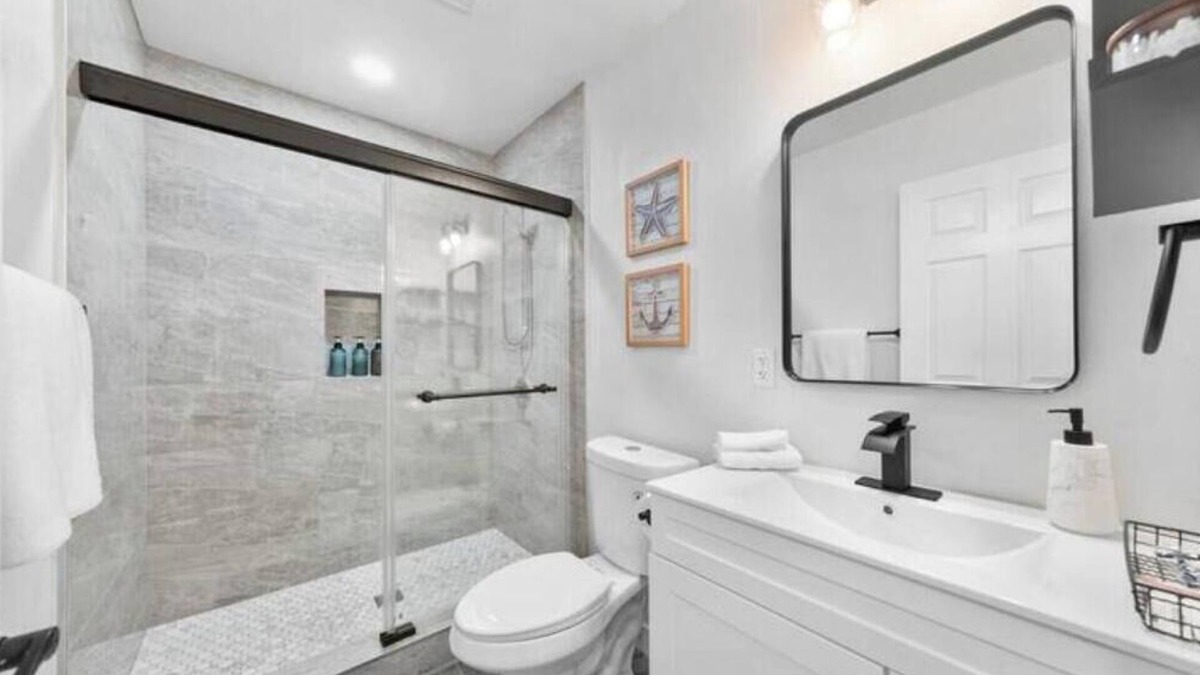 Bonita House | Chic & Fresh 2BSuite in Glendora